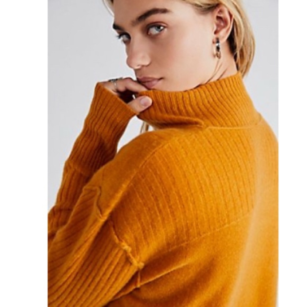 Aubrey Cashmere Turtleneck